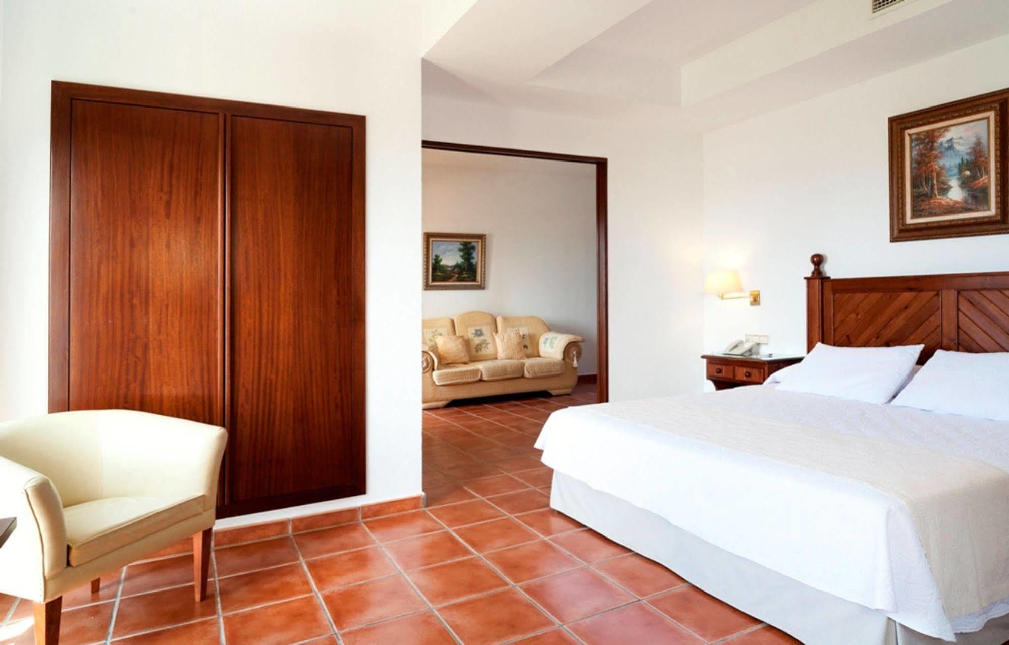 Hotel Antonio Ii Zahara de los Atunes