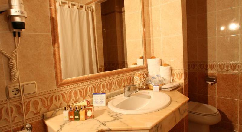Antonio Ii Hotel Zahara de los Atunes